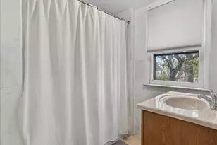 184 Peck St, New Haven, CT 06513 - Photo 10