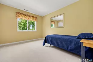 29 Woodridge Ln, New Fairfield, CT 06812 - Photo 16