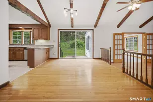 32 Chris Dr, Montville, CT 06382 - Photo 4