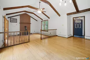 32 Chris Dr, Montville, CT 06382 - Photo 2