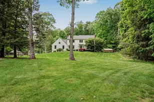 9 Fox Hollow Ln, Newtown, CT 06482 - Photo 4