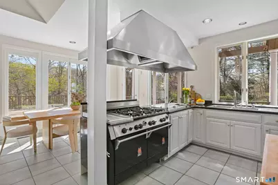 32 Buttonball Lane, Weston, CT 06883 - Photo 14