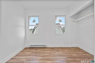 16 Vermont St, Waterbury, CT 06704 - Photo 30
