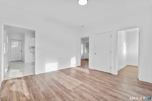 16 Vermont St, Waterbury, CT 06704 - Photo 26