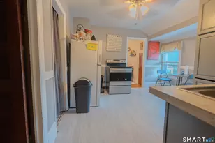82 Greenwood St, Naugatuck, CT 06770 - Photo 28