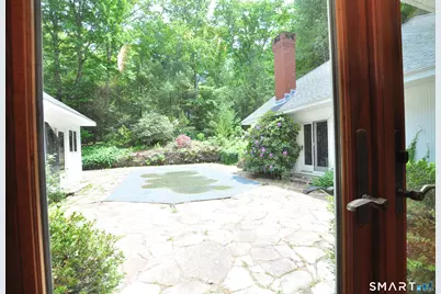 113 Kimberly Drive, Manchester, CT 06040 - Photo 4