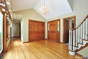 113 Kimberly Dr, Manchester, CT 06040 - Photo 2