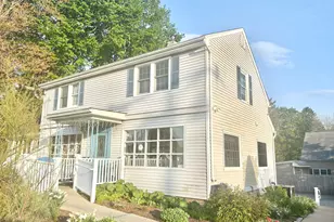 604 Middle Turnpike E, Manchester, CT 06040 - Photo 1