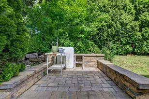 74 Vivian St, Waterford, CT 06385 - Photo 38