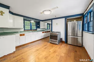 6 Easy St, Woodbury, CT 06798 - Photo 2