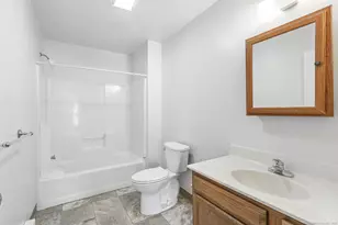 62 Chestnut St Ext, Danbury, CT 06810 - Photo 16