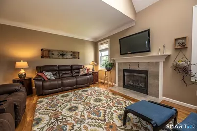 72 Annello Way, Middletown, CT 06457 - Photo 4