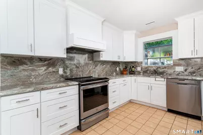 316 Lansdowne #316, Westport, CT 06880 - Photo 12
