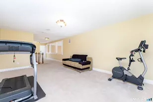 90 Applegate, Southington, CT 06489 - Photo 18
