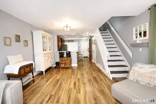 35 Deer Run, Bethel, CT 06801 - Photo 8