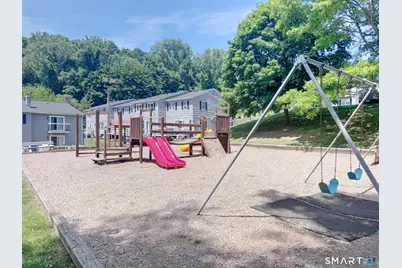 35 Deer Run #35, Bethel, CT 06801 - Photo 16