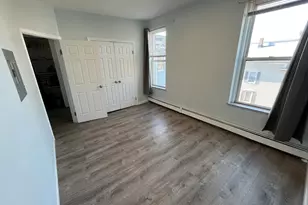 896 State St, New Haven, CT 06511 - Photo 4