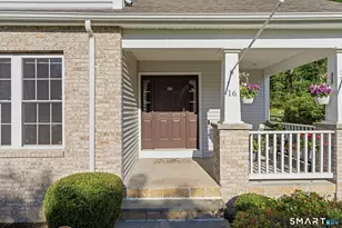 16 Harvest Ln, Bloomfield, CT 06002 - Photo 6