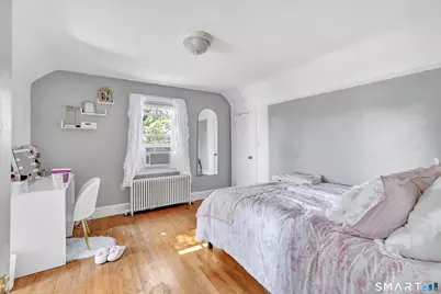 86 Vanguard Street, Bridgeport, CT 06606 - Photo 14