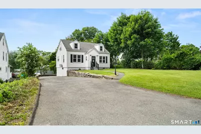 243 White Plains Road, Trumbull, CT 06611 - Photo 2