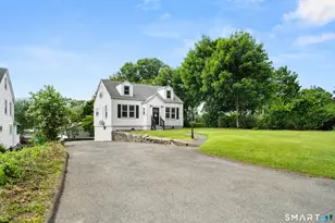 243 White Plains Rd, Trumbull, CT 06611 - Photo 2