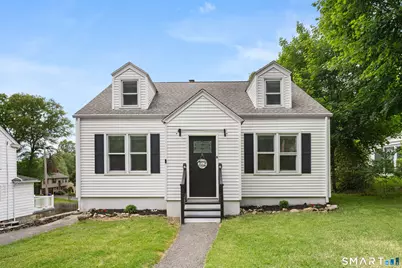 243 White Plains Road, Trumbull, CT 06611 - Photo 4