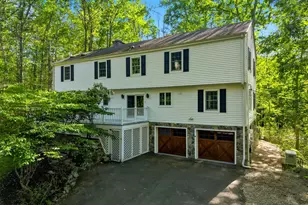 156 W Haviland Ln, Stamford, CT 06903 - Photo 2