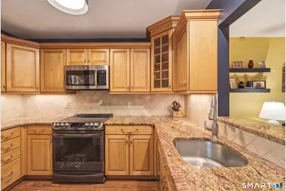 8 Rose Lane #26-11, Danbury, CT 06811 - Photo 8