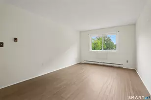 925 Longbrook Ave, Stratford, CT 06614 - Photo 2