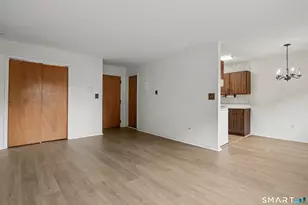 925 Longbrook Ave, Stratford, CT 06614 - Photo 8