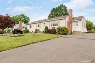 43 Danbury Ln, Bristol, CT 06010 - Photo 2