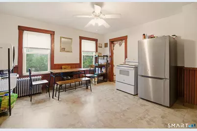 182 Vauxhall Street, New London, CT 06320 - Photo 4