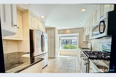 136 Tunxis Village #136, Farmington, CT 06032 - Photo 10
