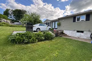 264 South St, Windham, CT 06226 - Photo 16
