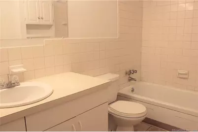 1730 State Street #312, Hamden, CT 06517 - Photo 6