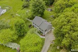 37 Stanton Ln, Stonington, CT 06379 - Photo 2