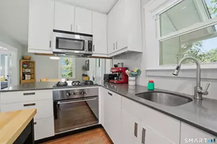 28 Orpington St, Hamden, CT 06517 - Photo 14