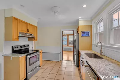32 Maple Street, Middlefield, CT 06481 - Photo 4