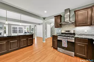 58 Leonard St, Meriden, CT 06451 - Photo 6