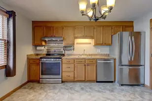 5 Persimmon Ln, Glastonbury, CT 06033 - Photo 6