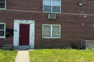 355 Granfield Ave, Bridgeport, CT 06610 - Photo 2