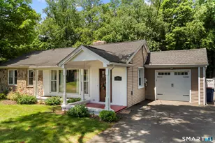 45 Woodridge Cir, Trumbull, CT 06611 - Photo 2
