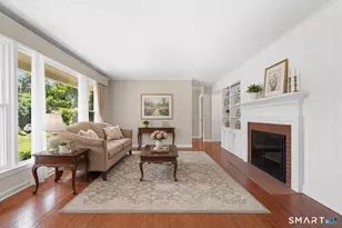 45 Woodridge Cir, Trumbull, CT 06611 - Photo 4