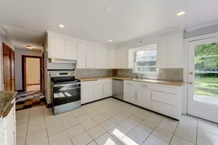 194 Ivan Hill St, Windham, CT 06226 - Photo 10