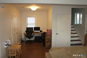 16 Manor St, Stamford, CT 06902 - Photo 4