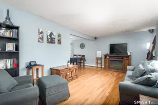 50 Putnam Ln, Enfield, CT 06082 - Photo 8