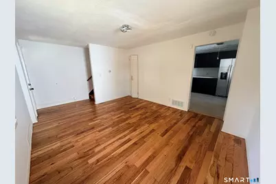 38-38 Baltic Street, Hartford, CT 06112 - Photo 8