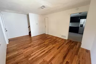 38-38 Baltic St, Hartford, CT 06112 - Photo 8