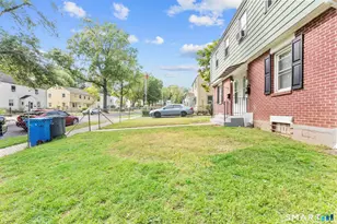 38-38 Baltic St, Hartford, CT 06112 - Photo 2