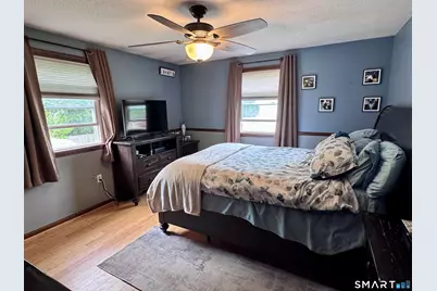 24 Middle Road, Enfield, CT 06082 - Photo 14